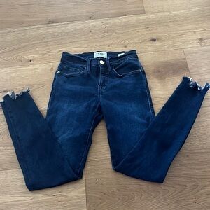 Frame Denim woman’s Shelby skinny blue jeans size 24